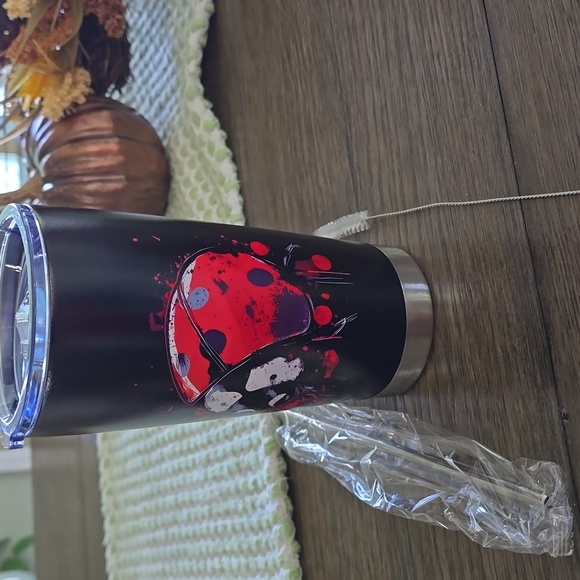 NIB Inspiration cup
Price lowered
New stainless cup with straw - Picture 2 of 3